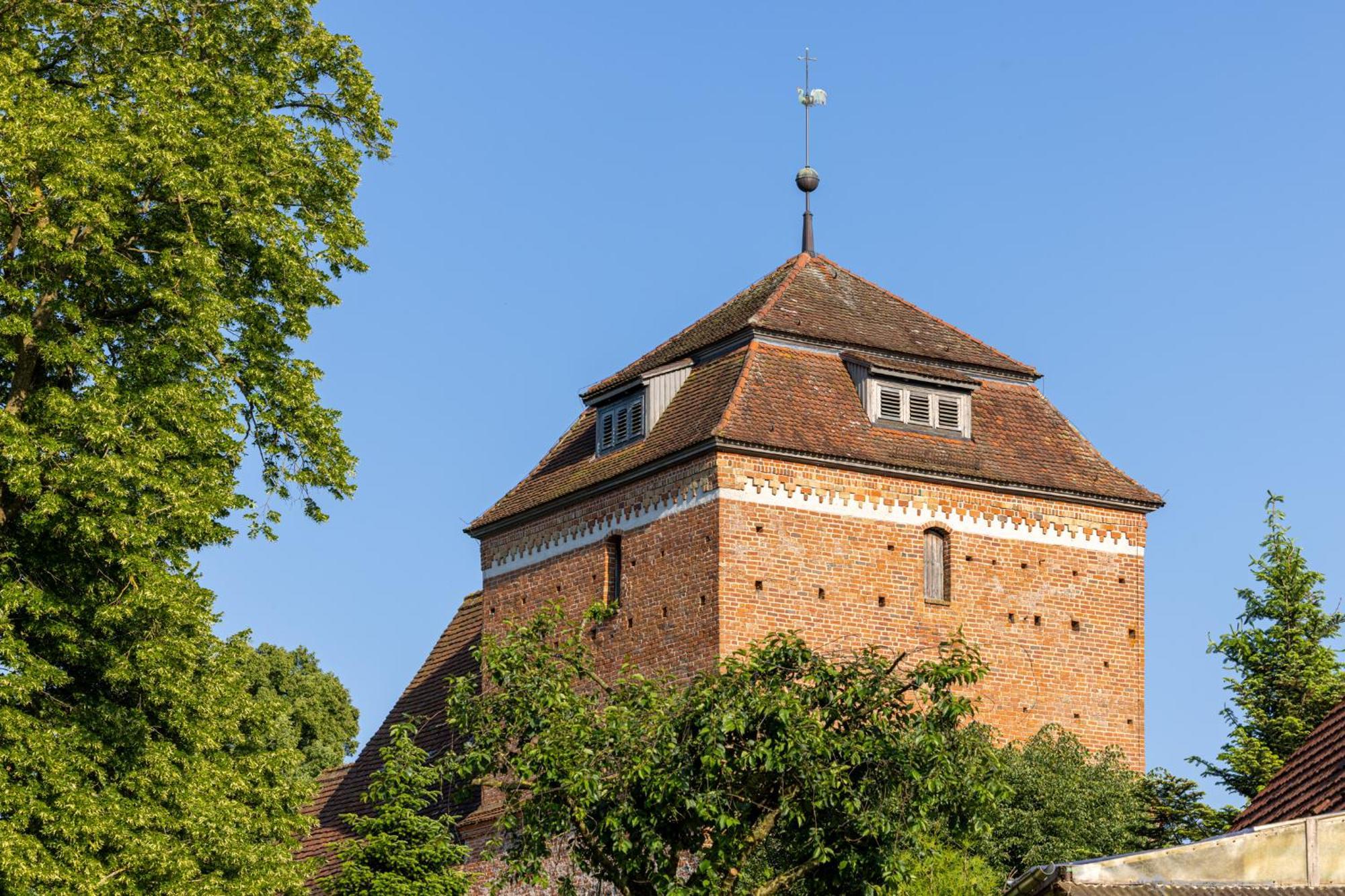 Wellnessparadies Mit Sauna Und Whirlpool Krakow am See Exterior foto