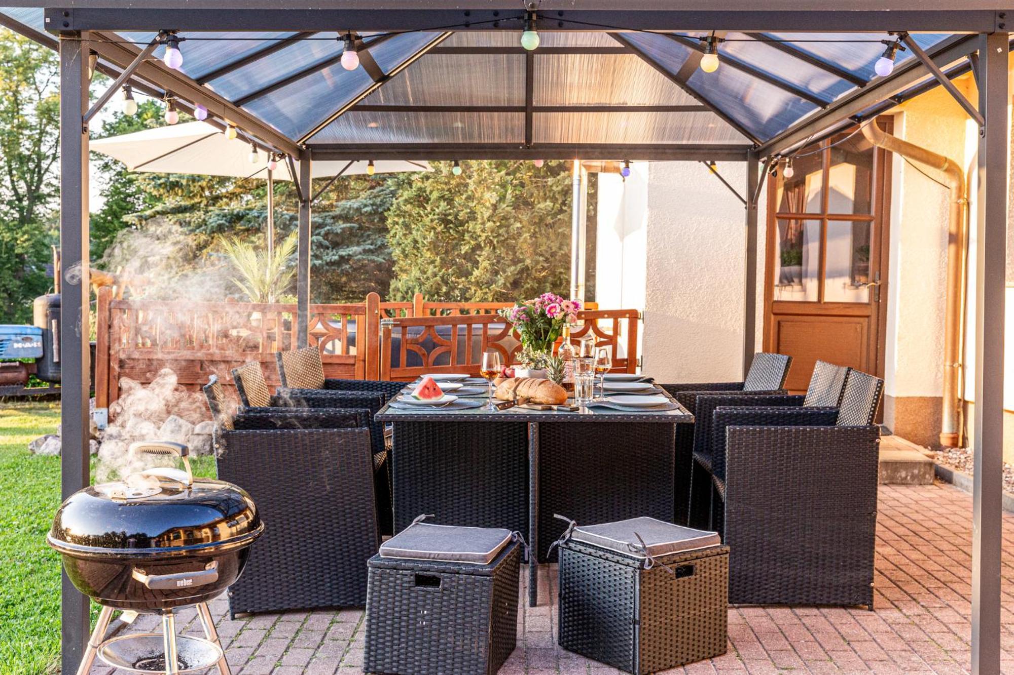 Wellnessparadies Mit Sauna Und Whirlpool Krakow am See Exterior foto